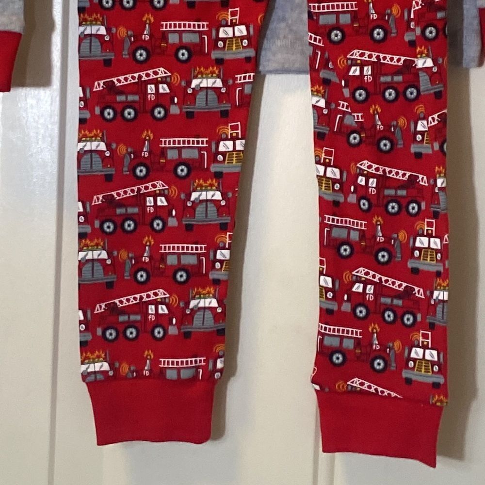 10/$50 Wonder nation sleepwear size 5T - Picture 5 of 7
